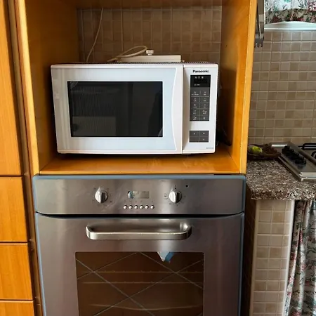 Casa Matilda Sul Mare 펜션 콰르투 산텔레나